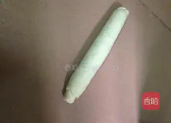 Illustration of how to make snack cat ears 8