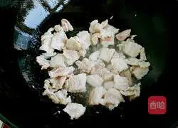 Illustration of how to make spicy cabbage and tofu soup 2