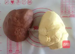 Illustration of how to make two-color steamed buns 3