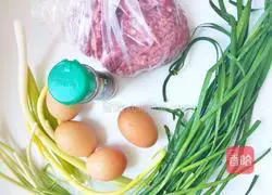 Illustration of how to make boiled meatballs that are not only delicious but also super chewy 1