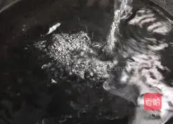 Illustration of how to boil steamed dumplings 6