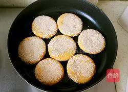 Illustration of how to make yeast pumpkin cake 15