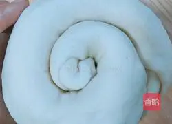 Illustration of how to make ham sausage and ghee cake 8