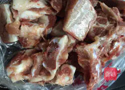 Illustration of how to cook cuttlefish and ribs soup 2