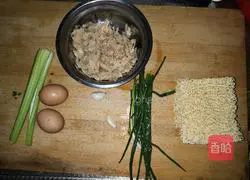 Fried Illustration of how to make instant noodles 1