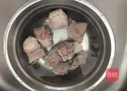 Burdock Spare Ribs Soup Recipe Illustration 4