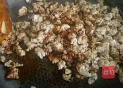 Meat and Eggplant Stew Recipe Illustration 5