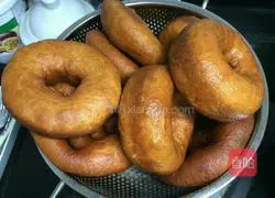 Illustrated recipes of fried pancakes from around the world 24