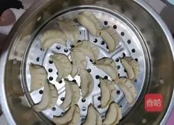 Illustration of how to make shrimp dumplings 7