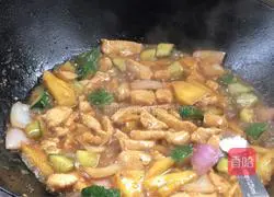 Illustration of how to make pineapple fried chicken 16