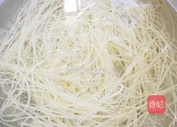 Illustration of how to make cold noodles 1