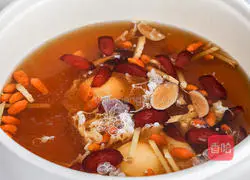 Blood-tonifying and stomach-warming soup, illustrations of essential nourishing and health-preserving recipes for women 2