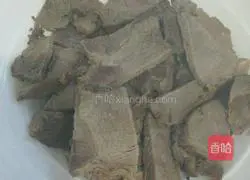 Illustration of how to make cold beef 1