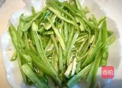 Illustration of how to make ginger-preserved eggs 3