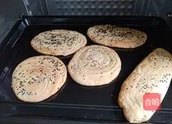 Illustration of how to make sesame cakes 15