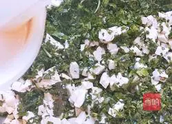 Illustration of how to make dumplings stuffed with shepherd's purse and tofu stuffing 3