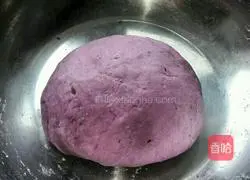 Purple sweet potato two-color steamed buns recipe 3