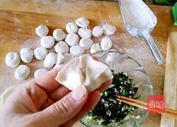 Illustration of how to make spinach and tofu dumplings 20