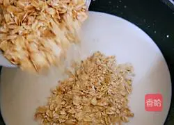 Illustration of how to make fruit milk oatmeal 4