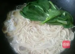 Illustration of how to make soup noodles 8