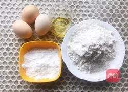 Illustration of how to make egg twists 1