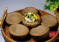 Illustration of making black whole wheat steamed bun 20