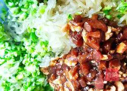 Illustration of how to make beef cabbage buns 3