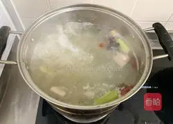 You can also have mutton steamed bun bento in the office Illustration of how to do it 8