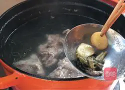 Illustration of how to make stick bone radish soup 11