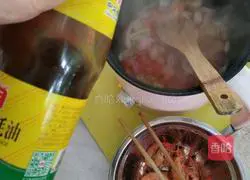 Illustration of how to make shrimp pasta 11