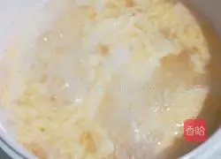 Illustration of how to make seaweed and egg drop soup 9