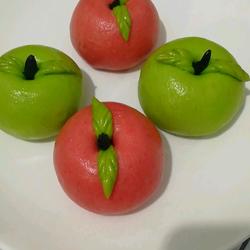 Apple bean paste buns