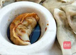 Pork and celery dumplings recipe 13