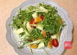 Illustration of how to make fat-reduced vegetable and fruit salad 11