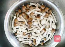 Cornmeal Fish Ball Mushroom Soup Recipe Illustration 1