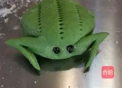 Illustration of how to make frog kidney bean buns 10