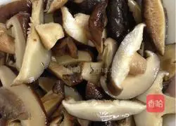 Illustration of how to make braised noodles 2