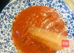 Illustration of how to make spicy beef tendon noodles 4