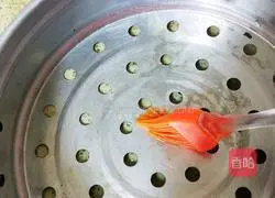 Illustration of how to make green onion rolls 27