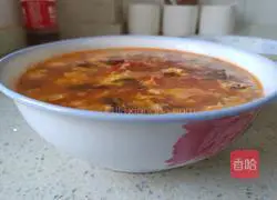 Illustration of how to make tomato and egg soup seafood version 4