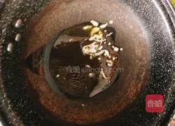 beat Illustration of making braised noodles 3