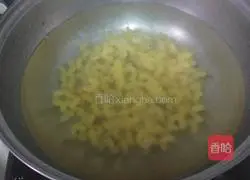 Illustration of how to make colorful macaroni 3