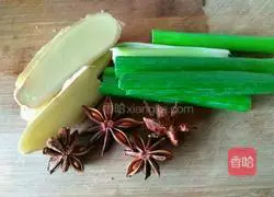 Lotus root corn pork ribs soup recipe 5