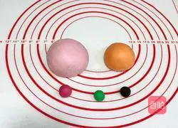 Illustration of how to make Jixiang Ruyi Piggy Steamed Buns 7