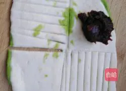 Illustration of how to make fancy pastry green buns 5