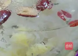 Tremella lotus seed soup recipe 7