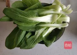 Illustration of how to make shrimp and rapeseed soup 7