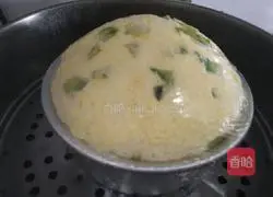 Illustration of how to make oil-free steamed cake 7