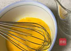 Low-carb ketogenic steamed breakfast Illustration of how to make eggs 2