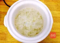 Tremella and snow pear soup recipe 4